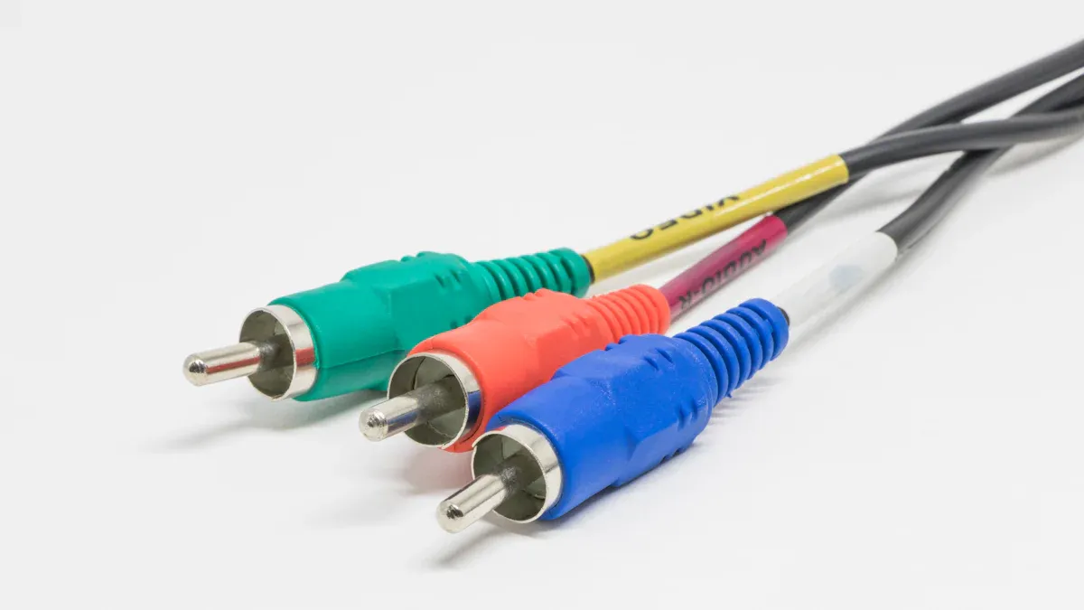 音訊連接器比較表:XLR、TRS、AES/EBU